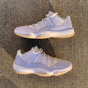 Women’s Air Jordan 11 Retro Low ‘Pure Violet’